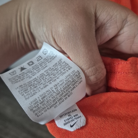 Nike Dry Fit Bright Orange Short Sleeve T Shirt - Picture 4 of 4